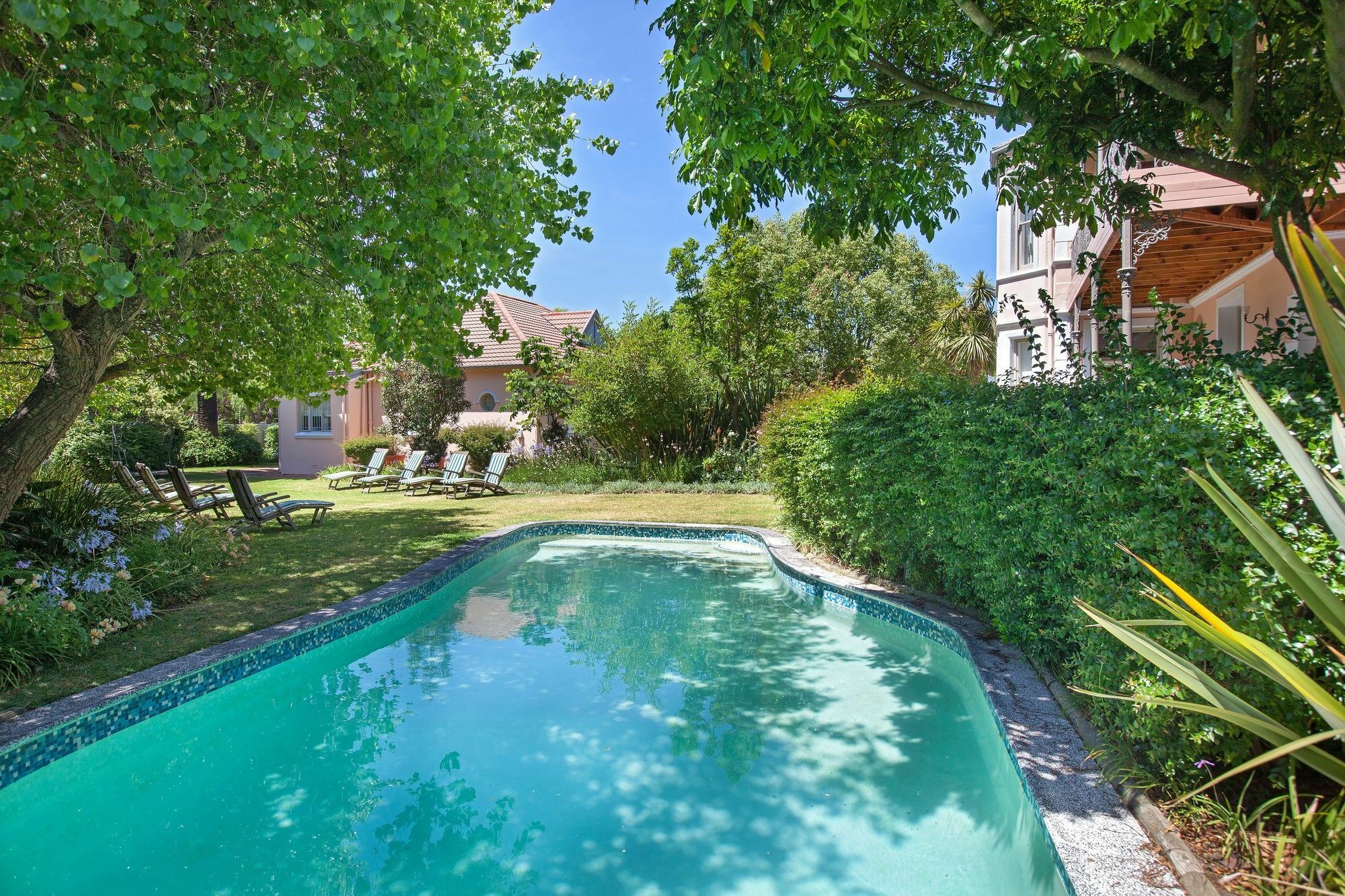 Hôtel Medindi Manor à Le Cap Extérieur photo